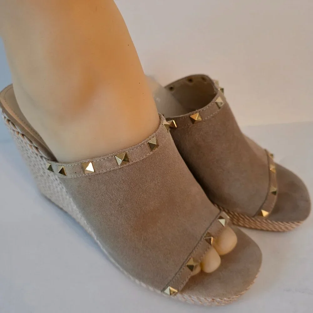 Marc Fisher Zyme Studded Suede Espadrille Wedge Platform Sandals, Size 11M